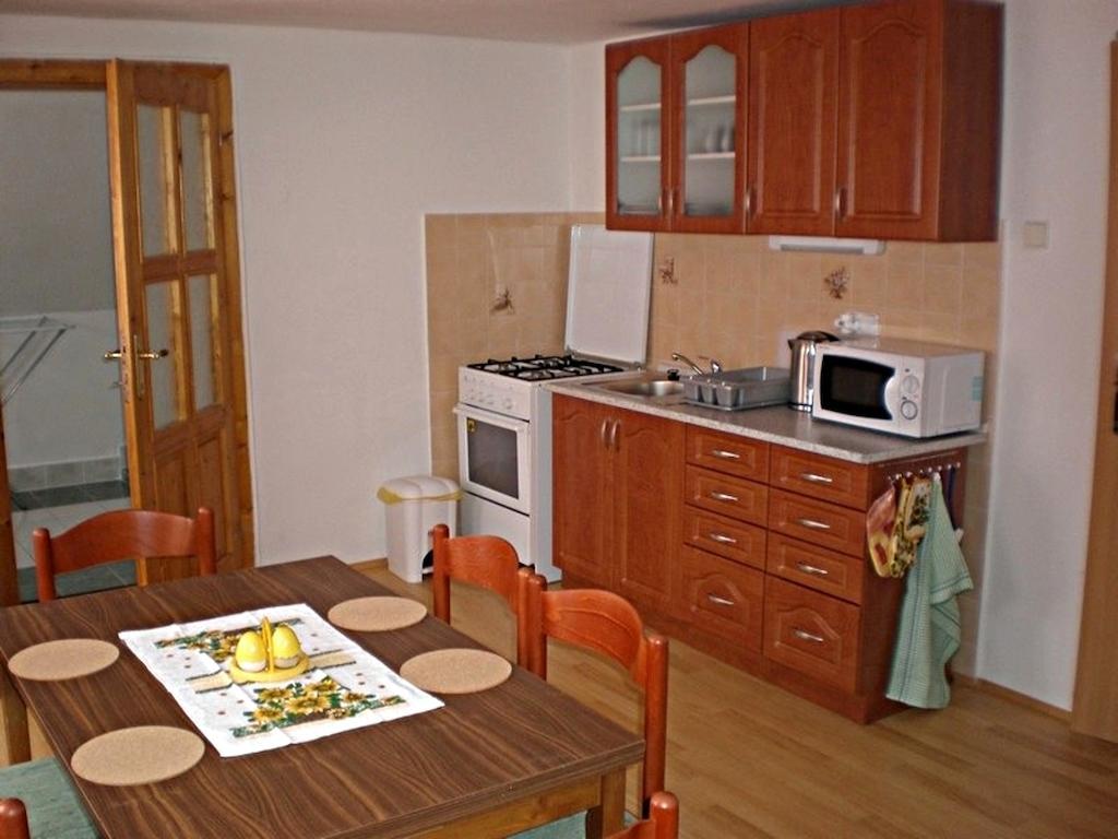 Penzion "Apartmany U Semusky" Pernink Kamer foto